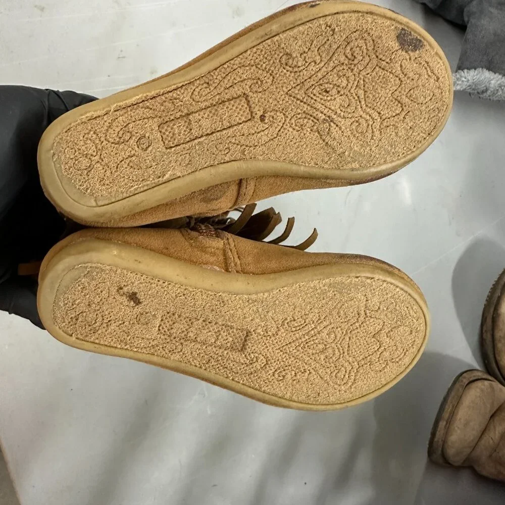 Link Moccasins Toddler Size 6
